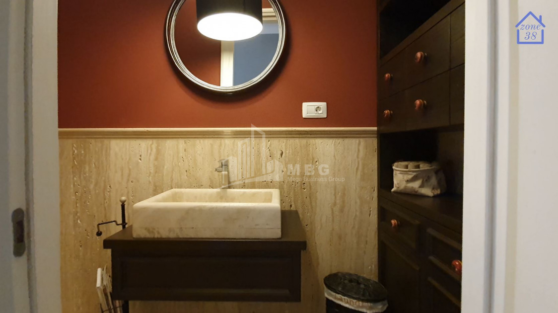 Продается Квартира, в Сололаки