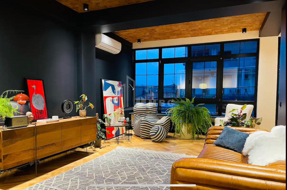 For Sale Flat, in Vake