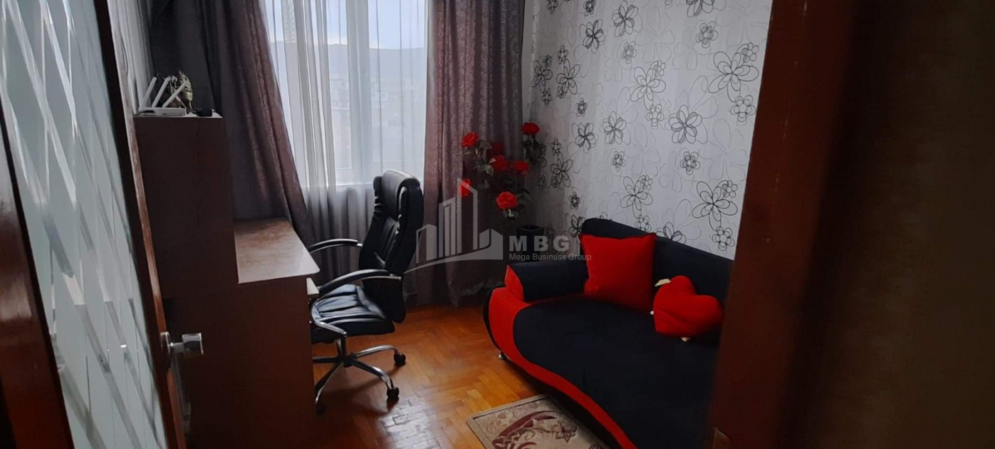 For Sale Flat, in Rustavi