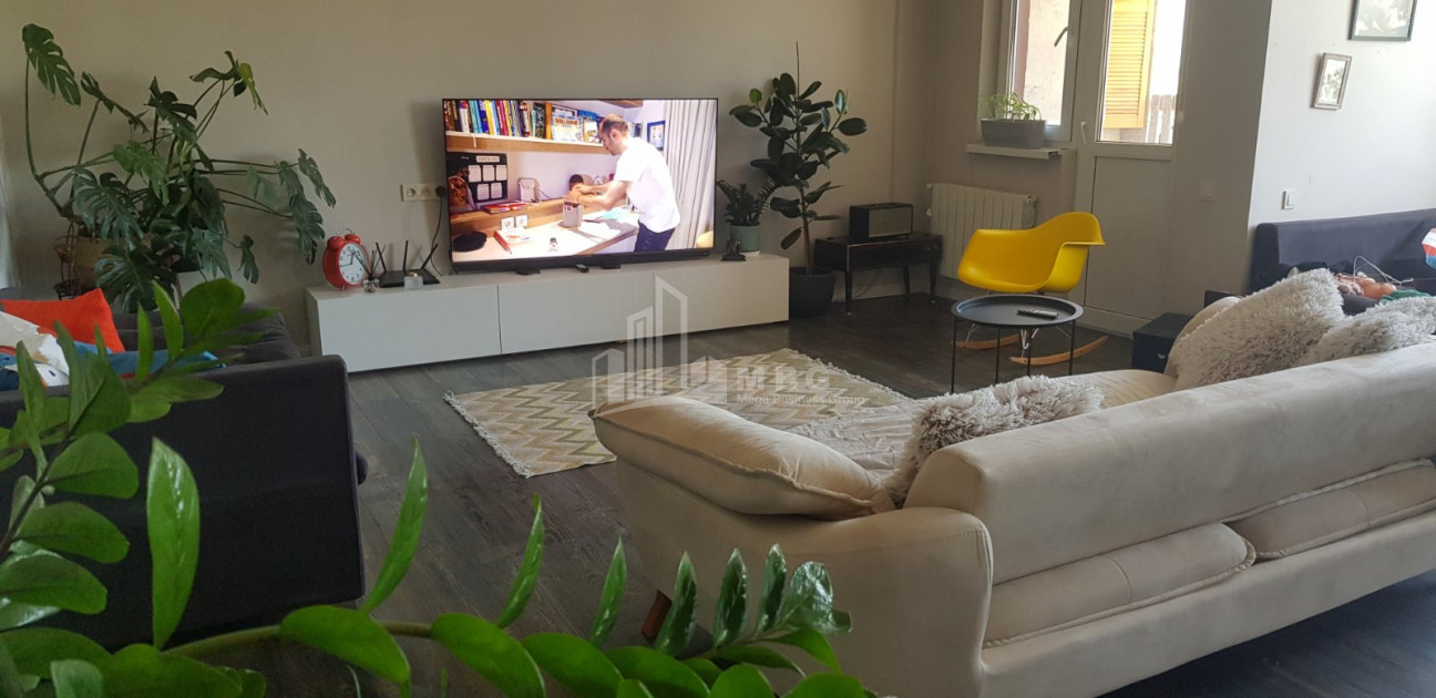 For Sale Flat, in Didube