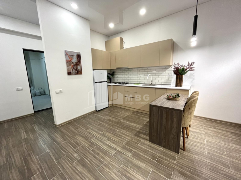 For Rent Flat, in Metromsheni