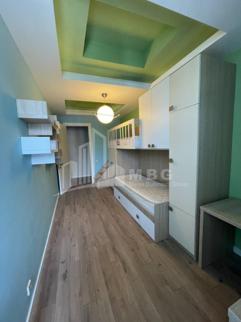 იყიდება ბინა, ვაკე