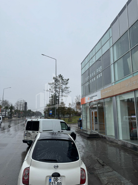 For Rent Building Commercial In Abasha