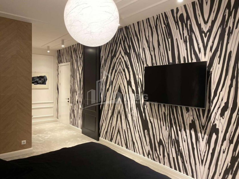 For Sale Flat, in Vake