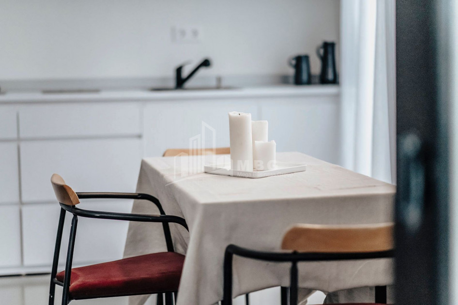 Продается Квартира, в Мтацминда