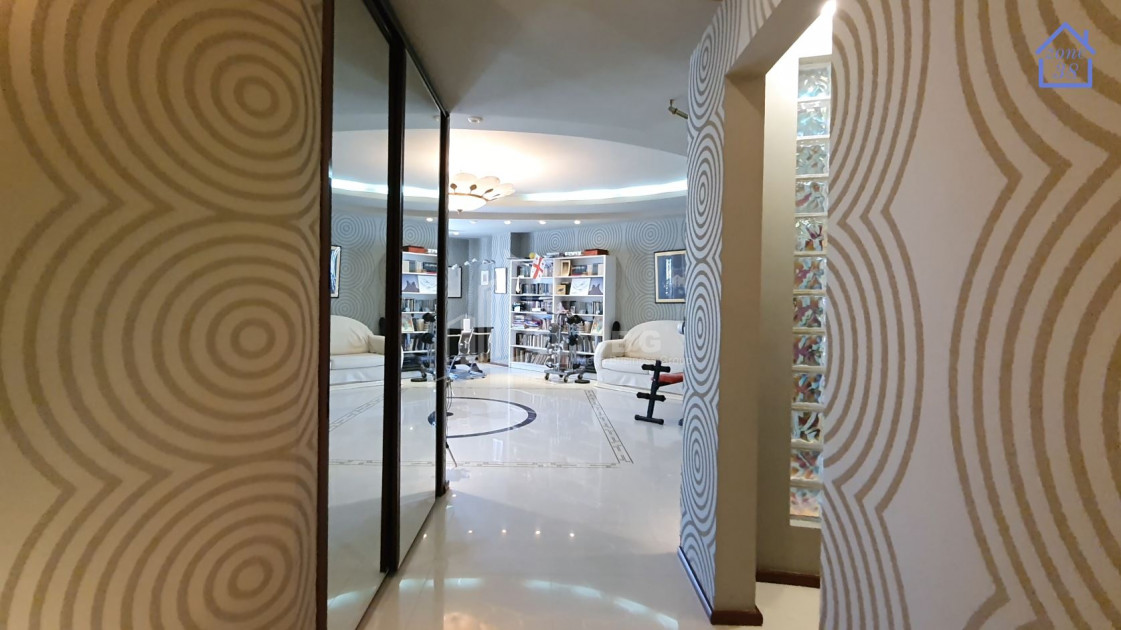 For Sale Flat, in Vake