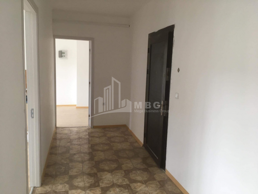 For Sale Flat, in Isani