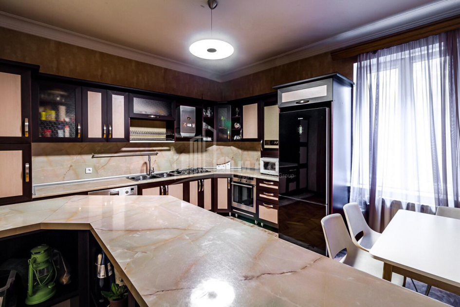 Продается Квартира, в Сабуртало