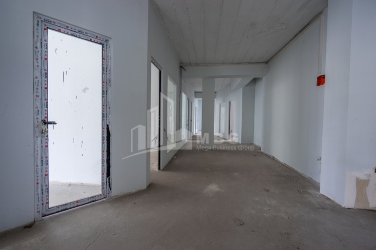 იყიდება საოფისე კომერციული ფართი, საბურთალო