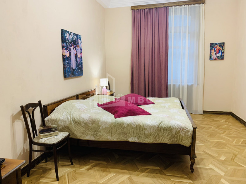 For Rent For office Commercial, in Vera