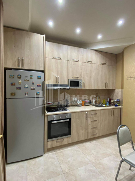 For Sale Flat, in Isani