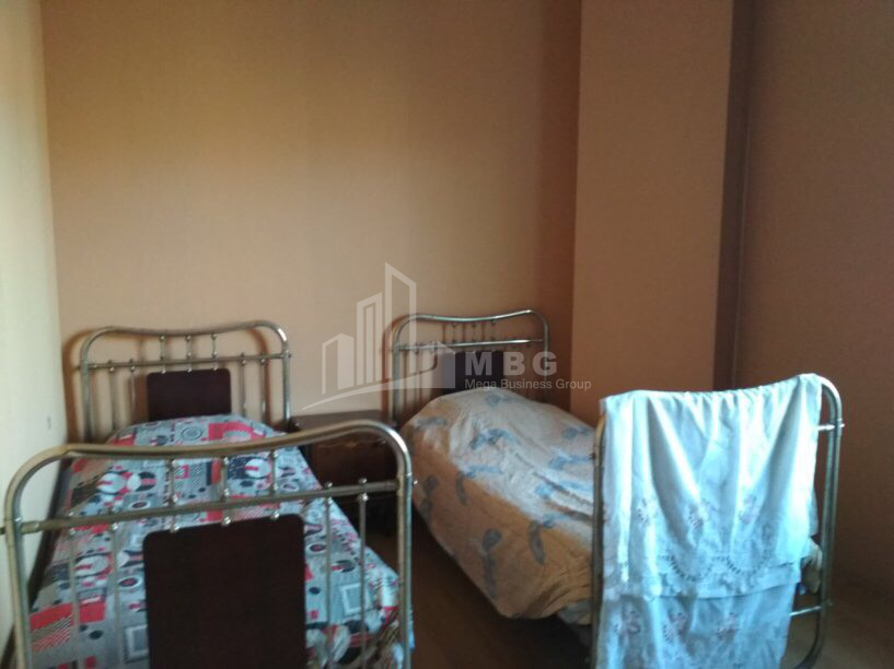 For Sale House - Villa, in Easter Easter