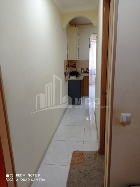 For Sale Flat, in Surrounding area of metro Grmaghele