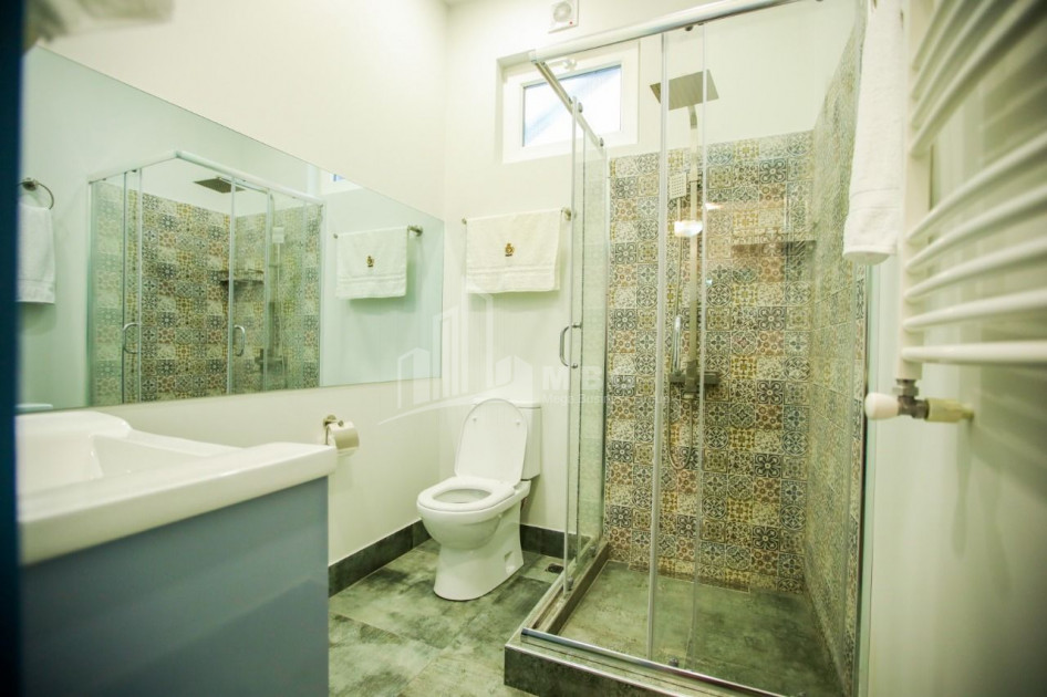 For Sale Flat, in Mtatsminda