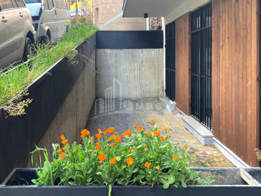 Продается Квартира, в Ваке