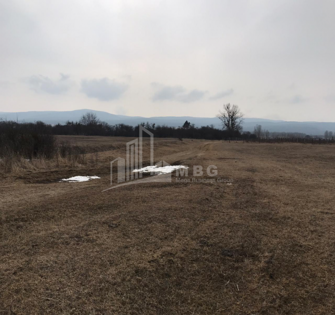 For Sale Country Land, in Ghuleli