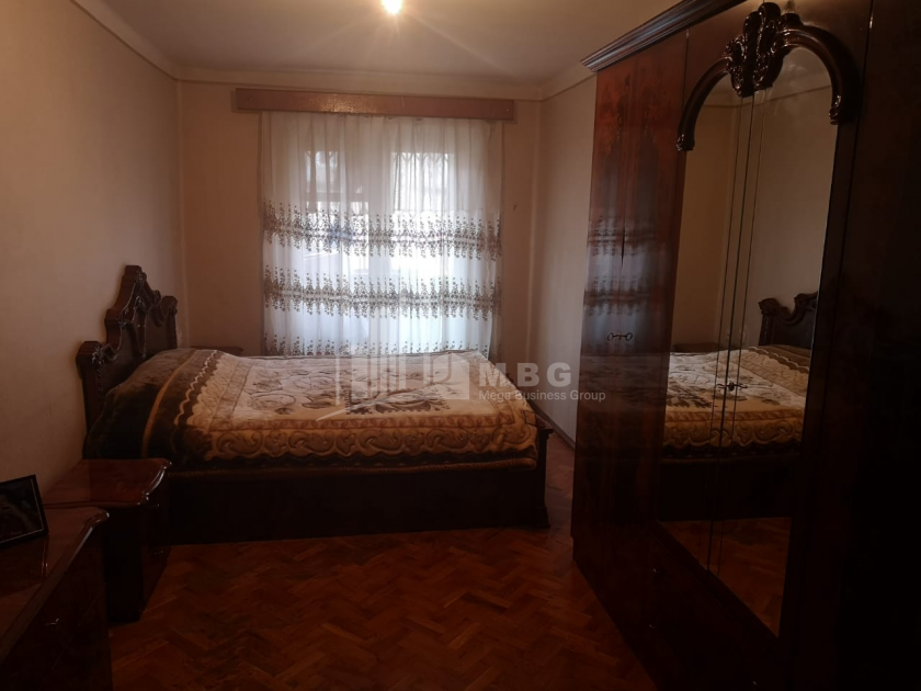 For Sale Flat, in Sanzona