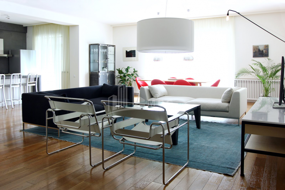 For Sale Flat, in Vake