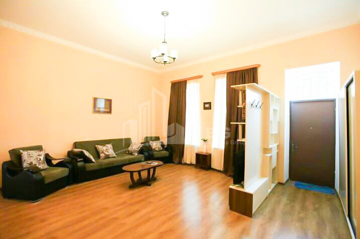 For Sale Flat, in Okros ubani