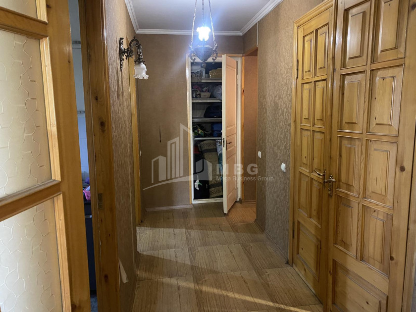 Продается Квартира, в Исани