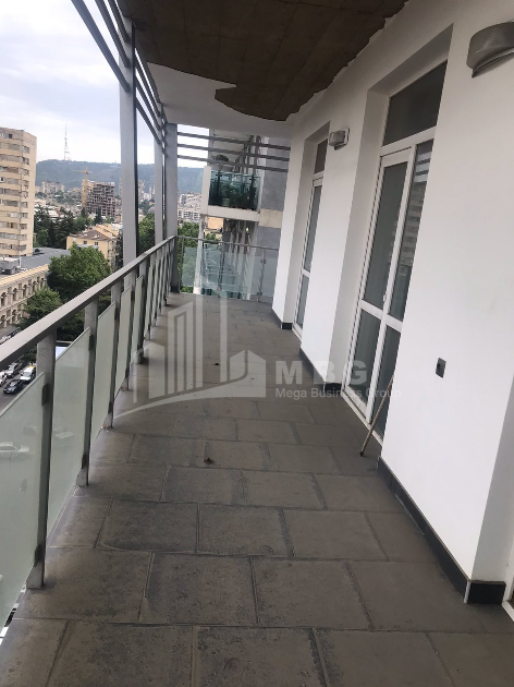 For Sale Flat, in Vedzisi