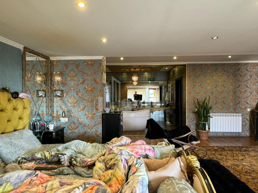 იყიდება ბინა, დიღმის მასივი