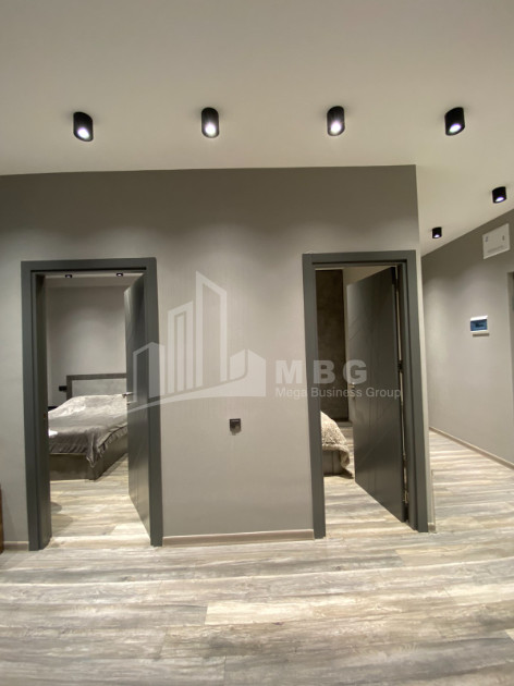 იყიდება ბინა, საბურთალო