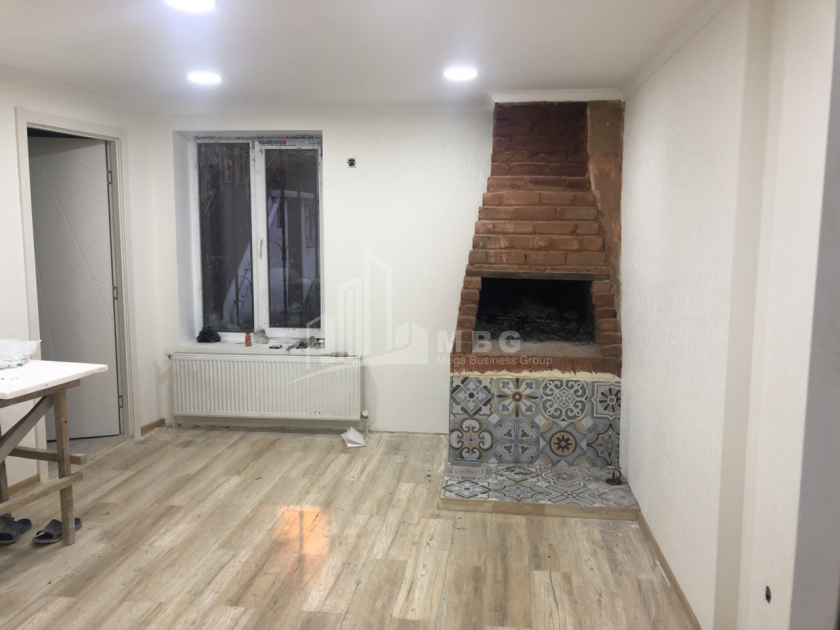 For Sale Flat, in Sololaki