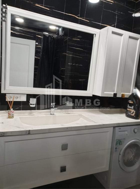 For Sale Flat, in Vedzisi