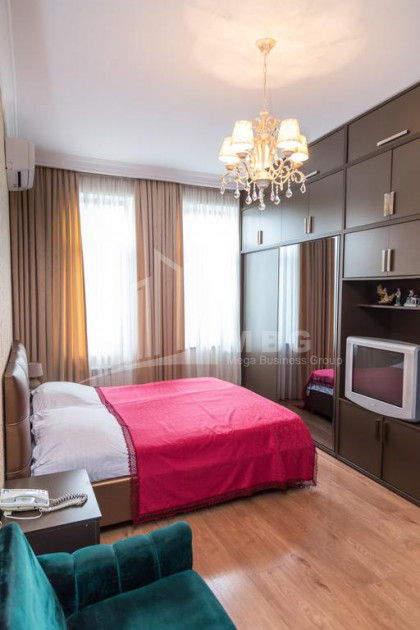 В аренду Квартира, в Мтацминда