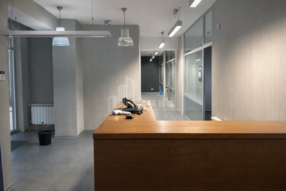 ქირავდება კომერციული ფართი პეკინის გამზირი საბურთალო საბურთალოს რაიონი თბილისი