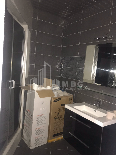 For Sale Flat, in Vedzisi