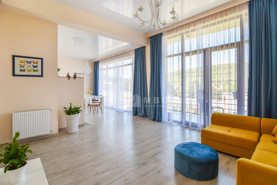 For Sale House - Villa, in Saburtalo District