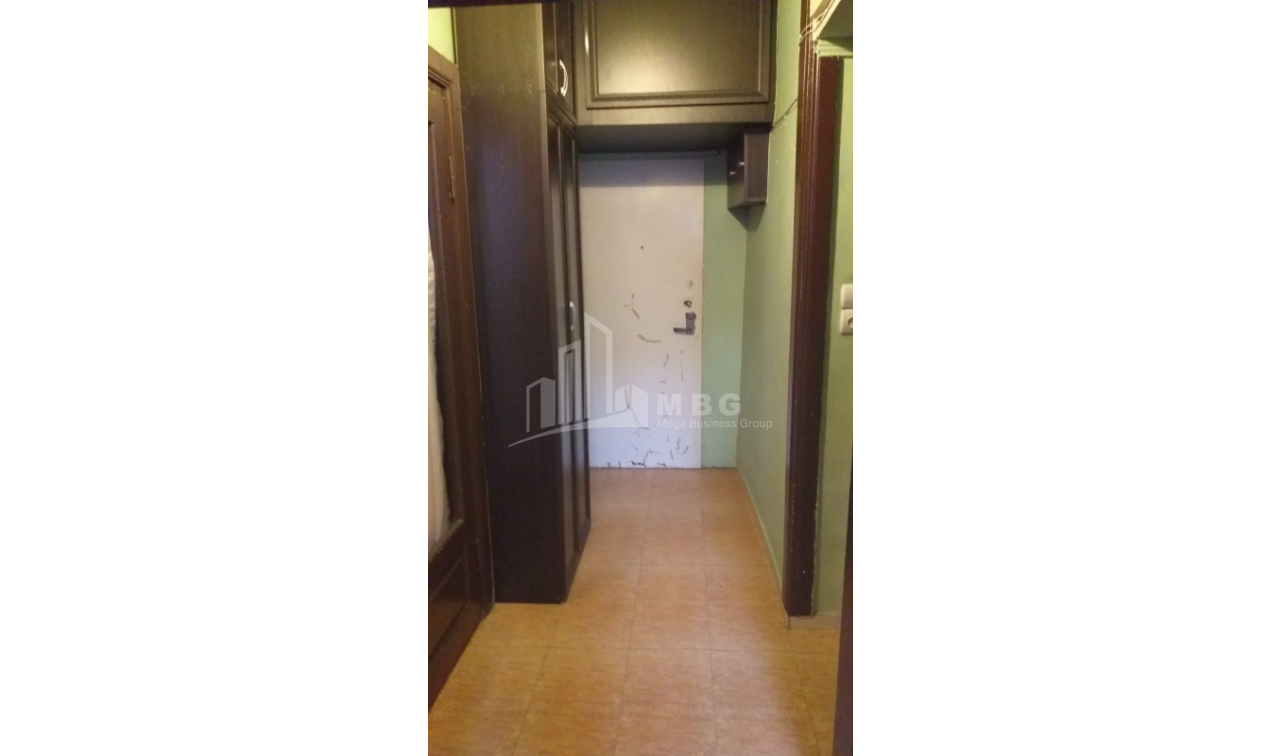 For Sale Flat, in Nutsubidze micro-districts (I-V)