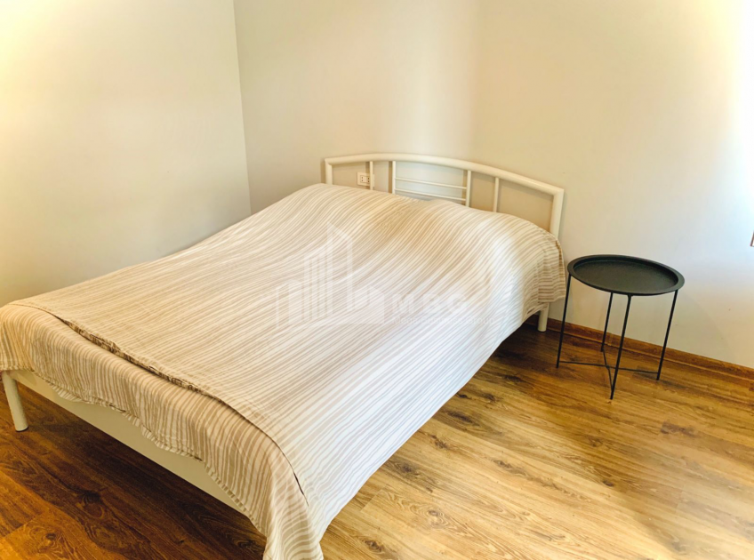 For Sale Flat, in Bagebi