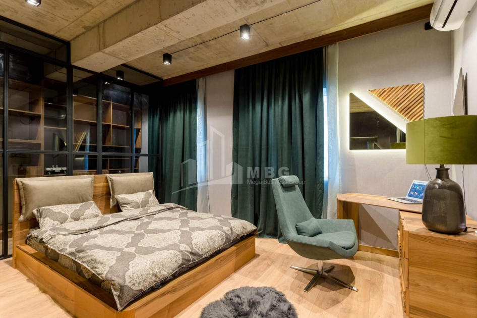 For Sale Flat, in Bagebi