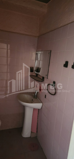 Продается Квартира, в Ваке