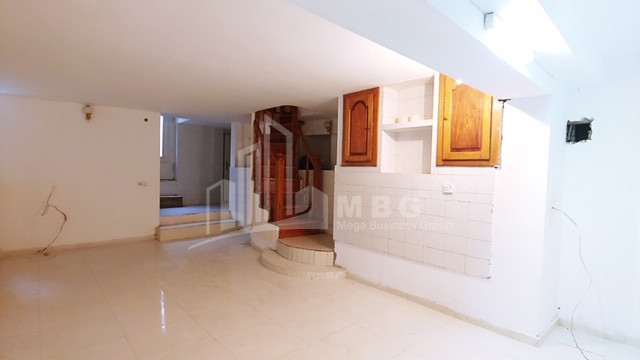 Продается Квартира, в Ваке