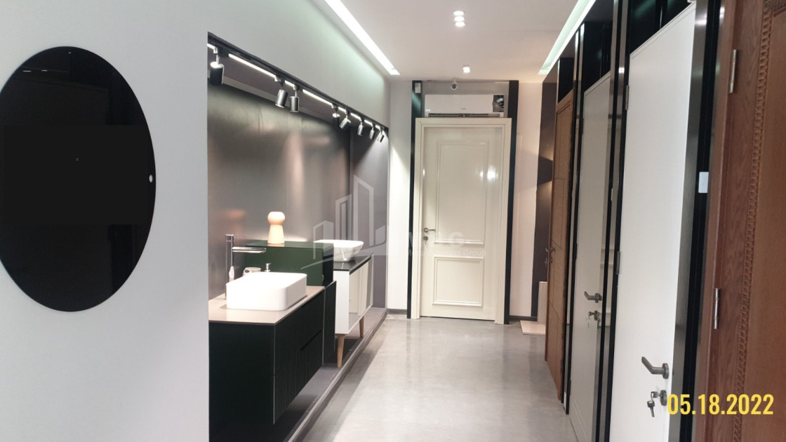 For Rent Building Commercial, in Mukhiani