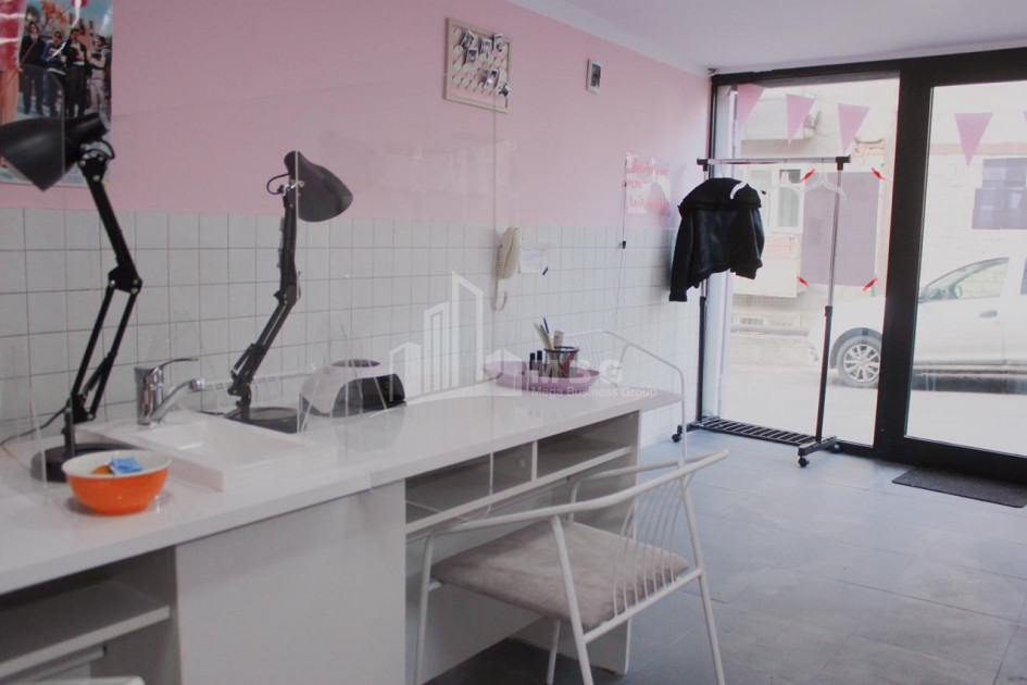 For Sale Витражный фасад Commercial, in Saburtalo