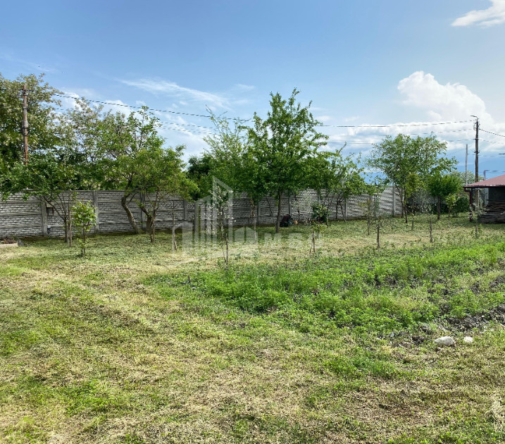 იყიდება ბიზნესი კომერციული ფართი თელავი კახეთი