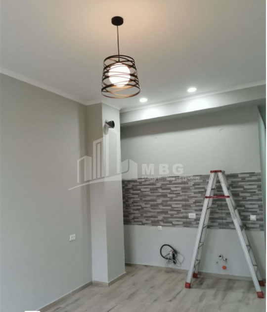 For Sale Flat, in Navtlughi-2