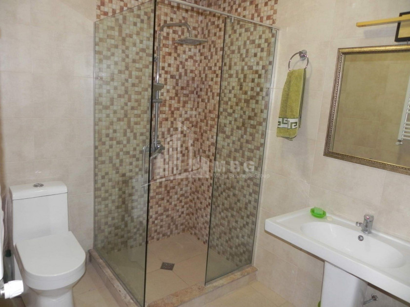 ქირავდება ბინა, საბურთალო