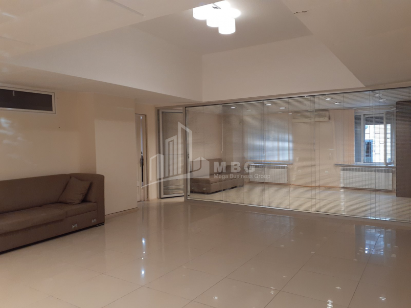 For Sale For office Commercial, in Mtatsminda