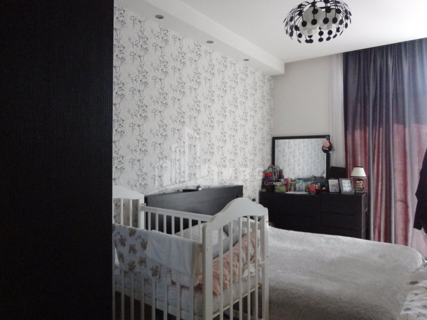 For Sale Flat, in Nadzaladevi