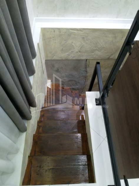 For Sale Flat, in Isani