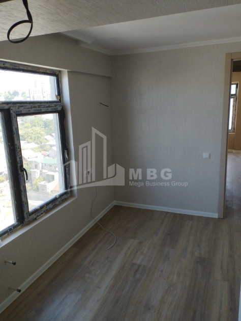 For Sale Flat, in Metromsheni