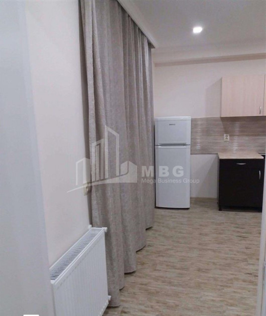 იყიდება ბინა, ვაკე