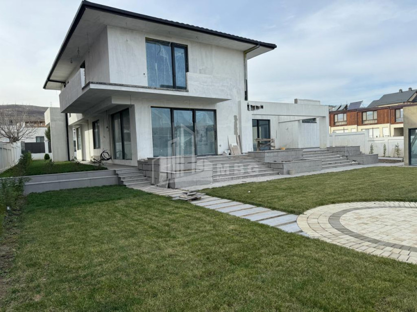 Продается Дом - Вилла, в Тхинвали