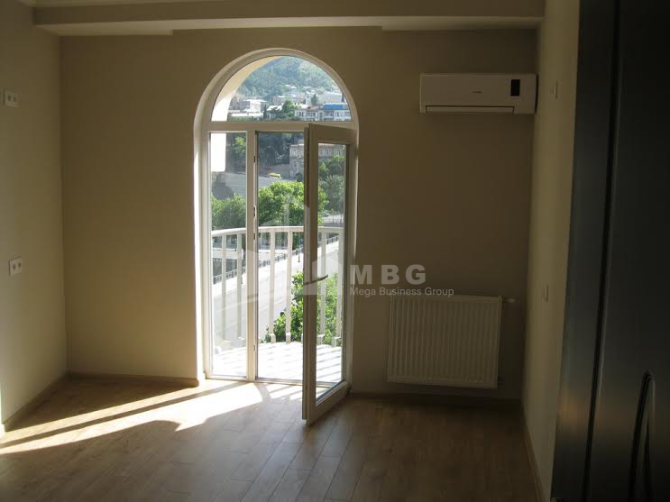 For Rent Hotel - Resort Commercial, in Chugureti District